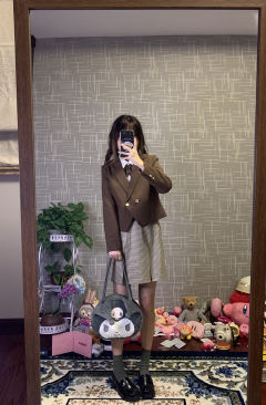 宫泽野·西服-资料图