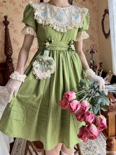 古董花束-资料图