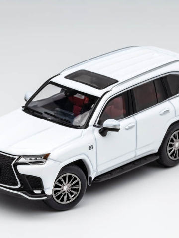 雷克萨斯LX600—运动版白色（左呔）