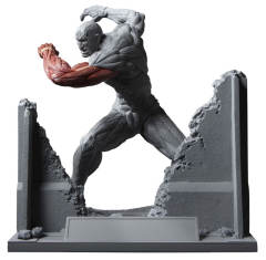 Ultimate Modeling Collection Figure 超大型巨人 -资料图