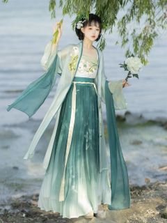 荷花-资料图