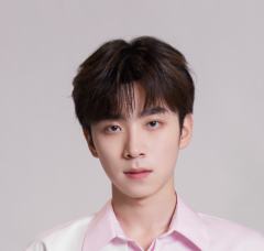 张嘉元官方周边