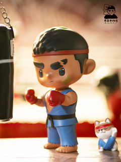 布鲁-格斗 蓝-资料图