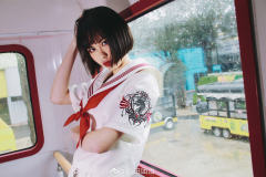 喷火龙·水手服-资料图