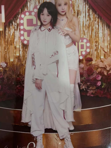 王睿琦&马玉灵 第九届金曲大赏内封