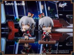 列车迎新茶会 星-资料图