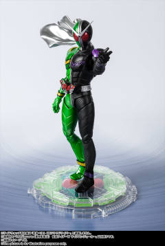 SHF 真骨雕 假面骑士W Cyclone Joker-资料图