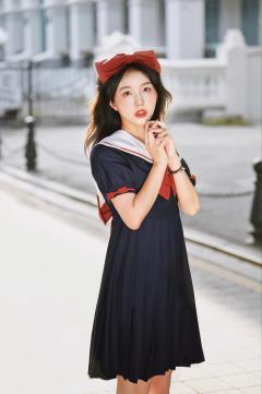 大蝴蝶结盛夏服