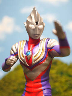 CCP 1/6 Tokusatsu Series 迪加奥特曼 复合型 ver.-资料图