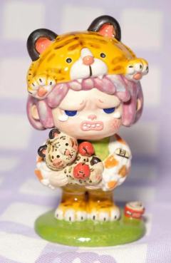 异响镇DEDE-大猫猫奴-资料图