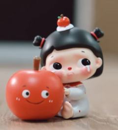 苹果-坐姿