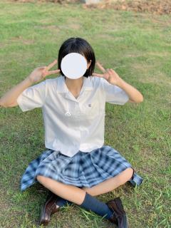 小白 衬衫-资料图
