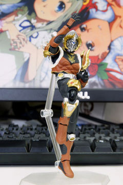 figma#SP-029 假面骑士羚皇-资料图