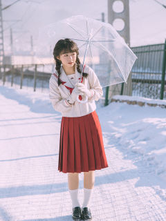 忍冬·水手服-资料图