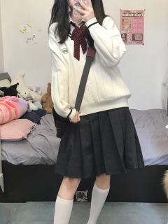 长袖毛衣-资料图