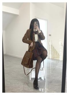 秋凛高·西服-资料图
