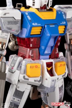 MG RX-78-2 高达 Ver. 3.0 Solid Clear Standard A赏-资料图