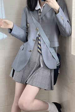 八箱千鸟格百褶裙-资料图