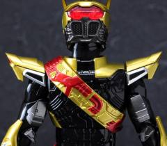 SHF 假面骑士 Gold Drive-资料图