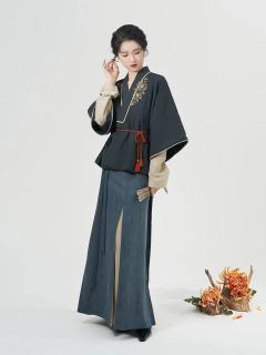 菊色悠然-资料图