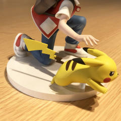 Pokémon Center Original Figure 皮卡丘 红 -资料图