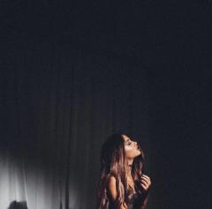 dangerous woman-资料图