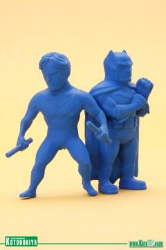 Batman: Li'l Gotham Trading Mini Figure 夜翼-资料图