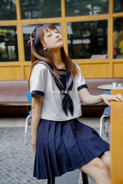 绍沢高·水手服-资料图