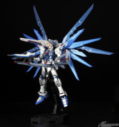 RG ZGMF-X10A 自由高达Extra Finish Ver.-资料图