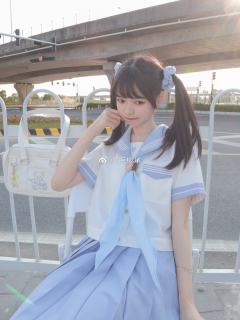 凇泉高·中间服-资料图