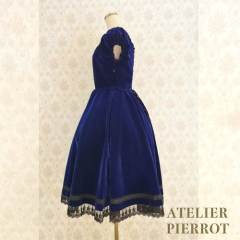 Shadowy Soirée Dress-资料图