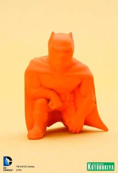 Batman: Li'l Gotham Trading Mini Figure 蝙蝠侠 Kneeling