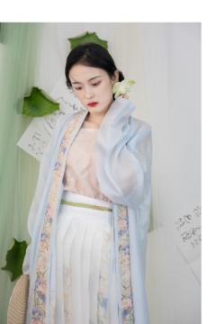 有荷不可·长衫-资料图