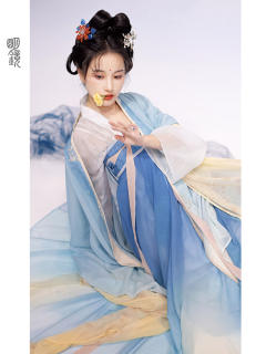 唐宫春晓-资料图