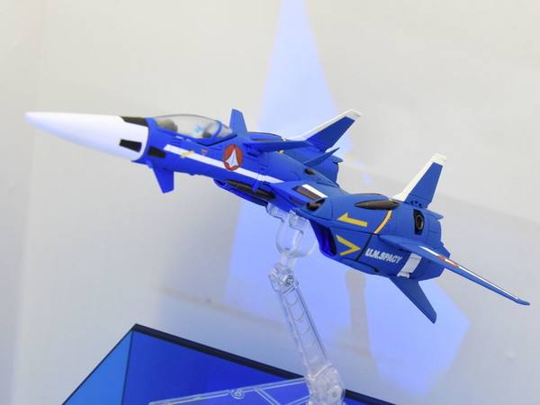 VF-4G闪电三式(Maximillian Jenius Custom)