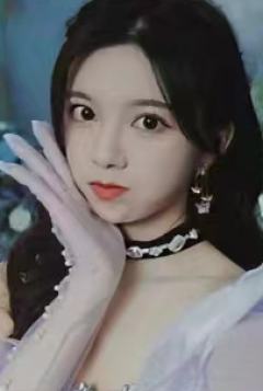 23总选场限小卡 楚茵