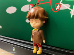 醒醒-咖色-资料图