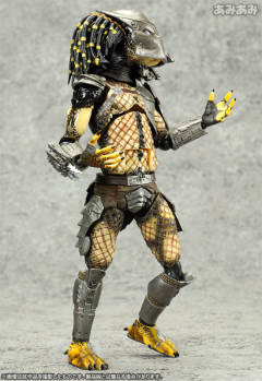 Revoltech 铁血战士 -资料图