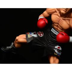 鹰村守 - 战斗姿势 --资料图
