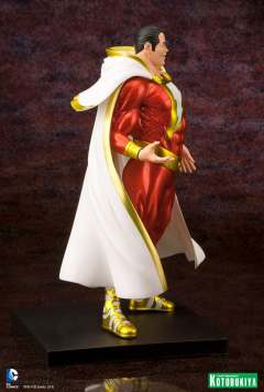 DC Comics New 52 ARTFX+ 惊奇队长-资料图