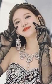 Feel Special 花絮卡 脸