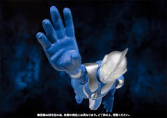 Ultra-Act 高斯奥特曼 月神模式-资料图