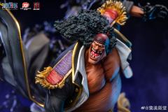 MINI STATUE 波特夹斯.D.艾斯 VS 马歇尔.D.提奇-资料图