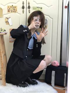 不若草·水手服-资料图