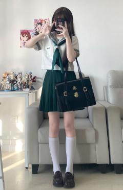 荒崎高·夏服-资料图