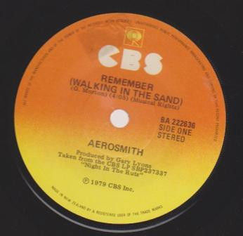 Remember (Walking In The Sand) / Chiquita