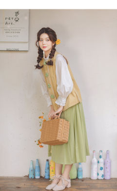 夜莺与玫瑰·洋甘菊-资料图