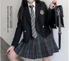 圣夜学园·西服-资料图