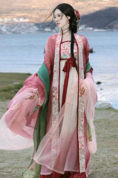 浮生花-资料图