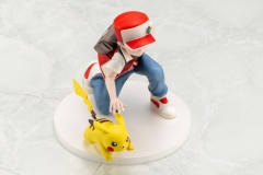 Pokémon Center Original Figure 皮卡丘 红 -资料图
